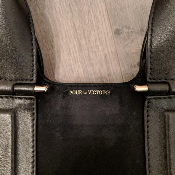 Pour La Victoire Large Tote - Picture 3 of 5